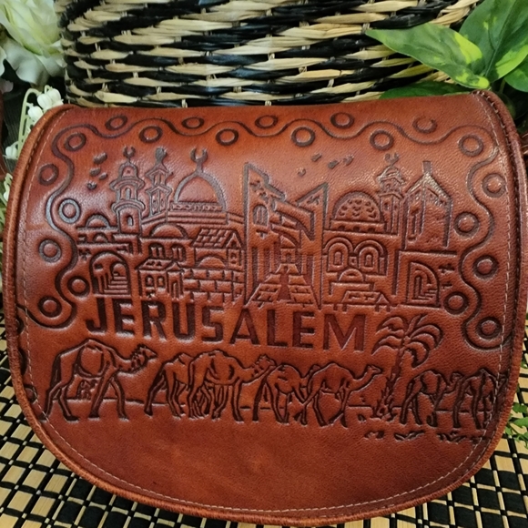 Handmade vintage leather Jerusalem handbag from the holy. Women's leather purse - Picture 3 of 9